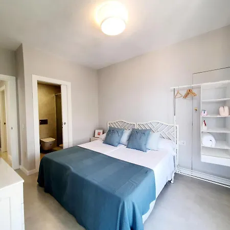Vistamar 3 Bedrooms דירה *