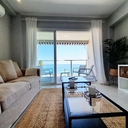 Vistamar 3 Bedrooms דירה אסטפונה